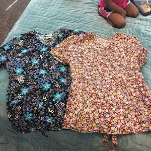 2 medium scrub tops Cherokee